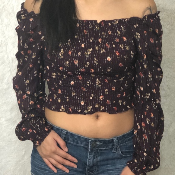 Plum Colored Long sleeve Crop top - Picture 4 of 5